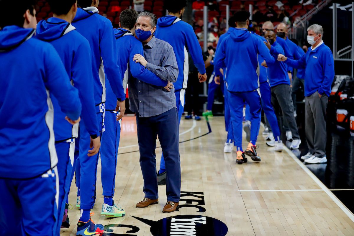 John Calipari. Team.

Kentucky loses to Louisville 62-59.

Photo by Chet White | UK Athletics