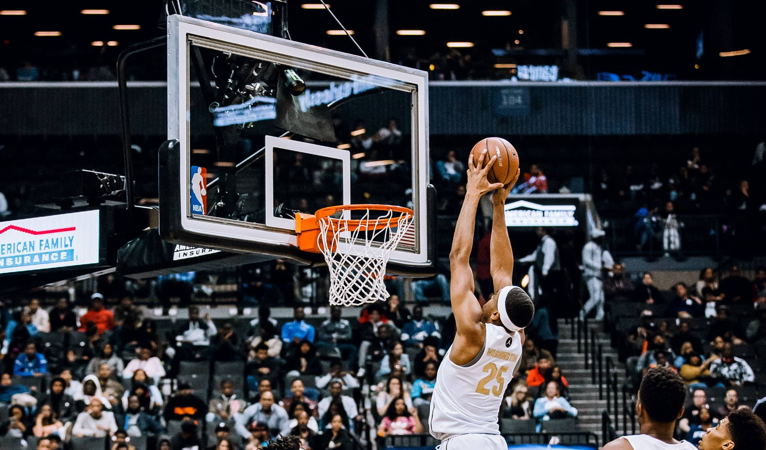 Washington Snags MVP Honors at Allen Iverson Roundball Classic