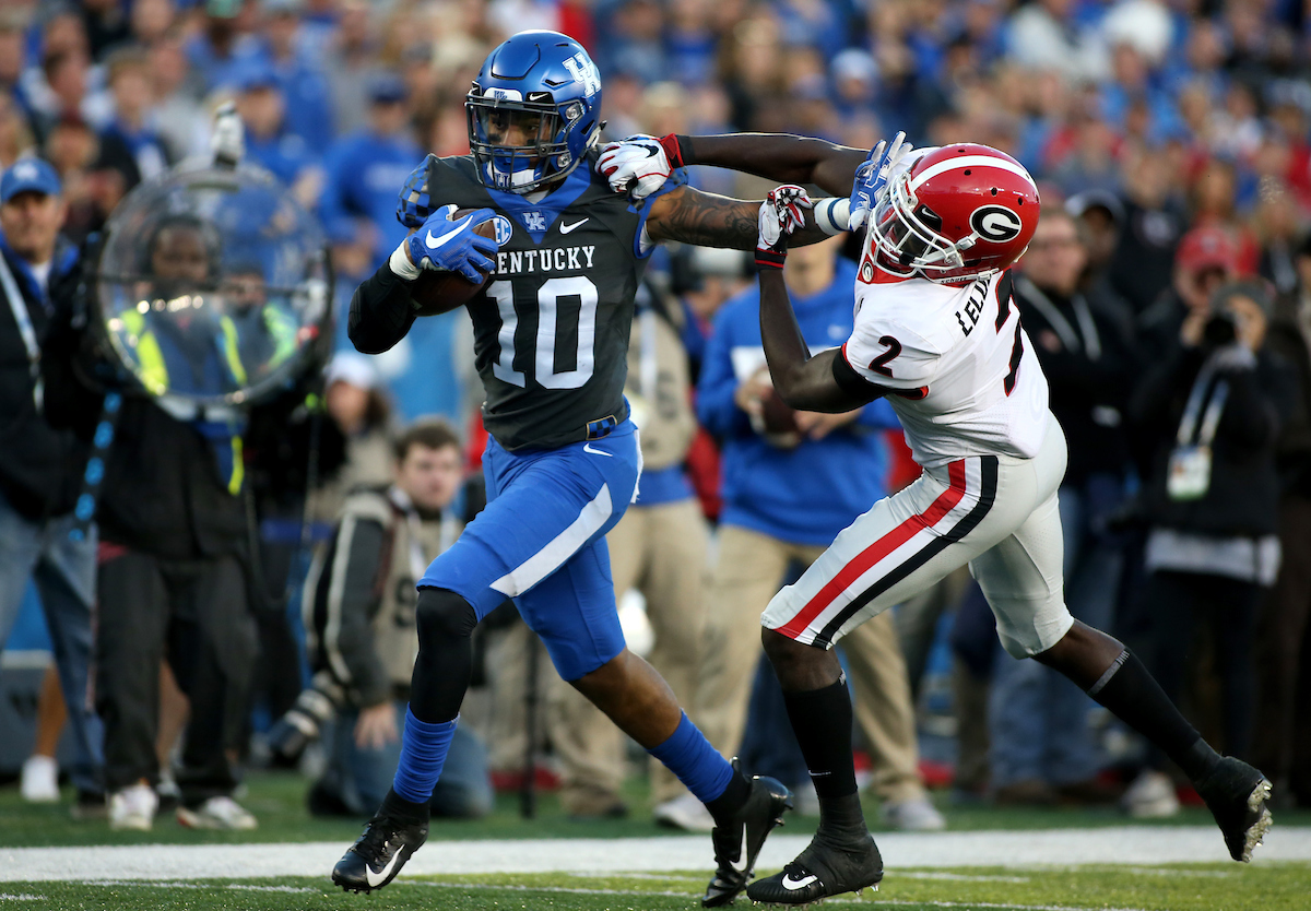 AJ Rose

Georgia beats UK 34-17.


Photo By Barry Westerman | UK Athletics