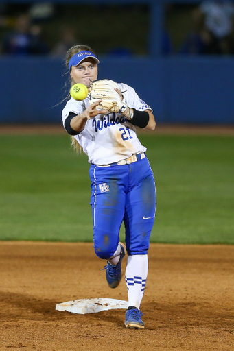 Erin Coffel.

Kentucky loses to Oklahoma 9-1.

Photo by Abbey Cutrer | UK Athletics