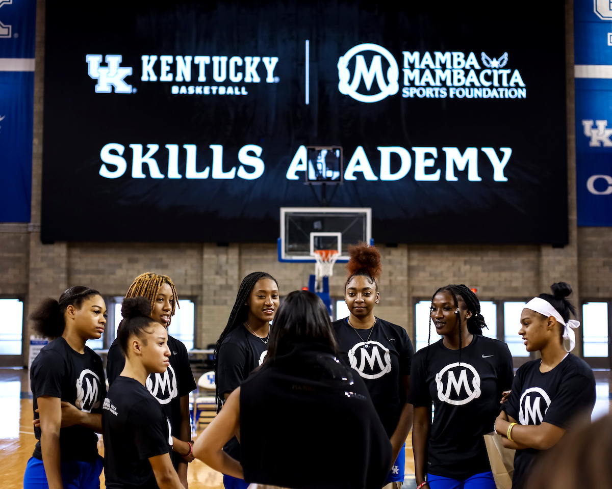 Kentucky basketball continues to make an impact with help from Mamba & Mambacita  Sports Foundation