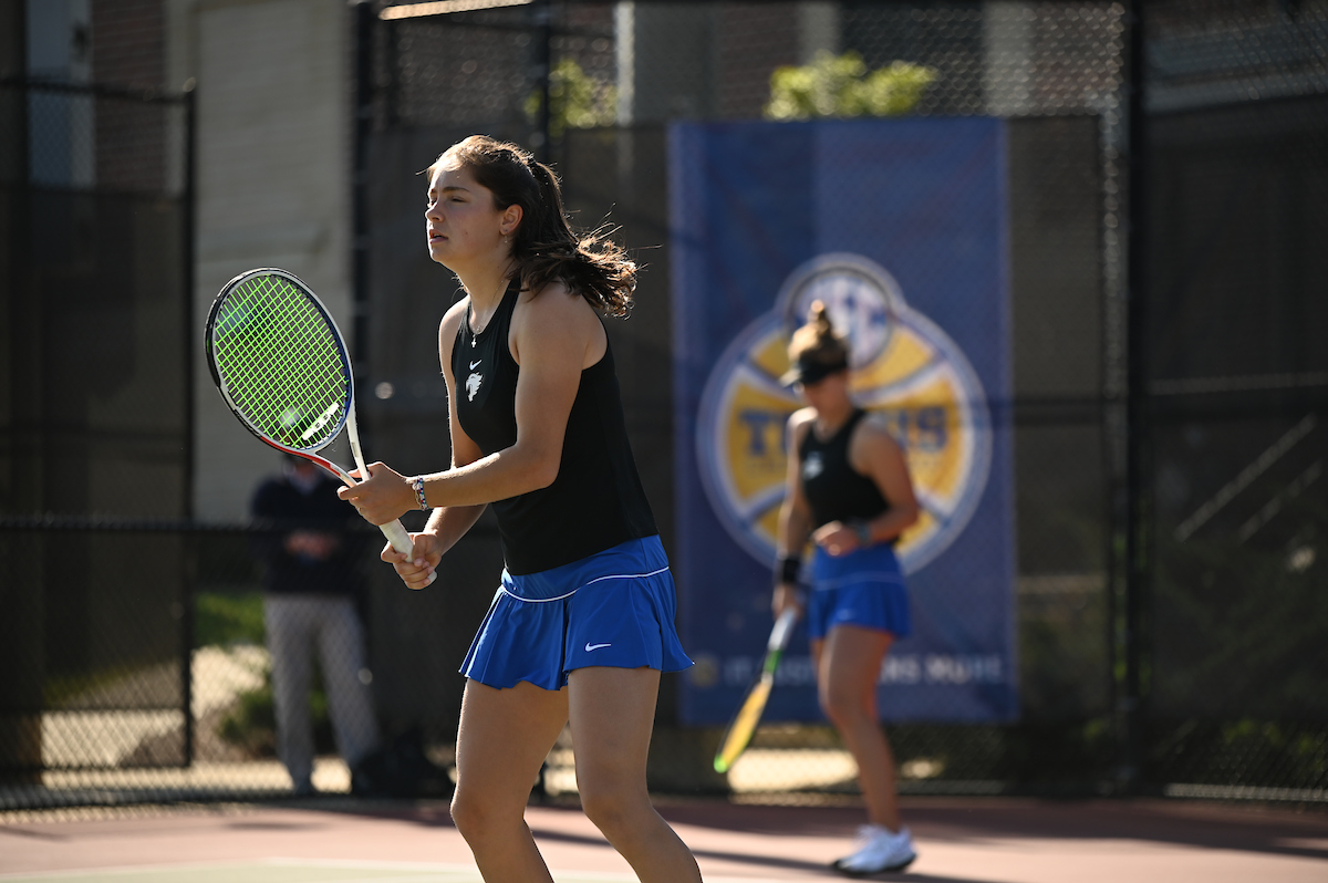 4/20/21 WTE SEC

Photo by David Gray

fiona arrese