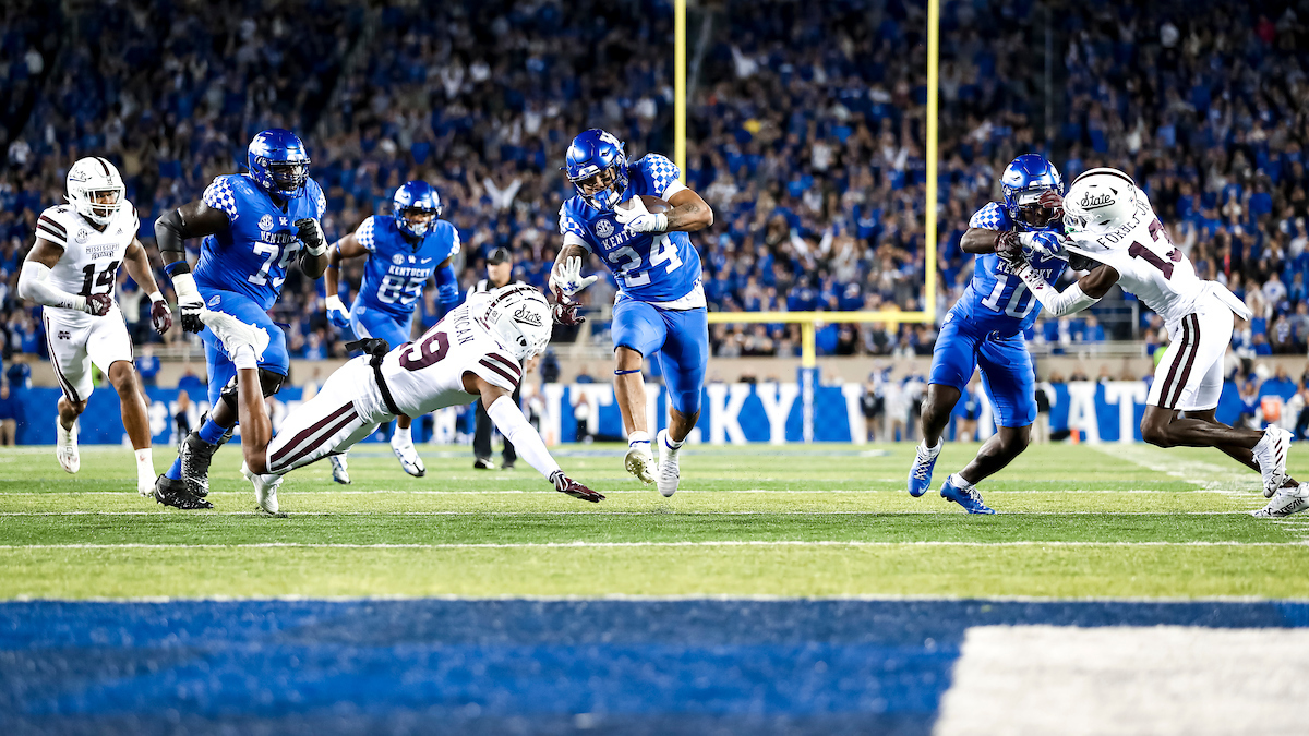 Kentucky-Mississippi State Football Photo Gallery