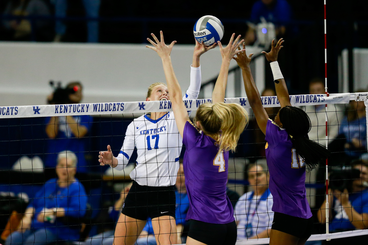 Alli Stumler.

UK sweeps LSU 3-0.

Photo by Hannah Phillips | UK Athletics