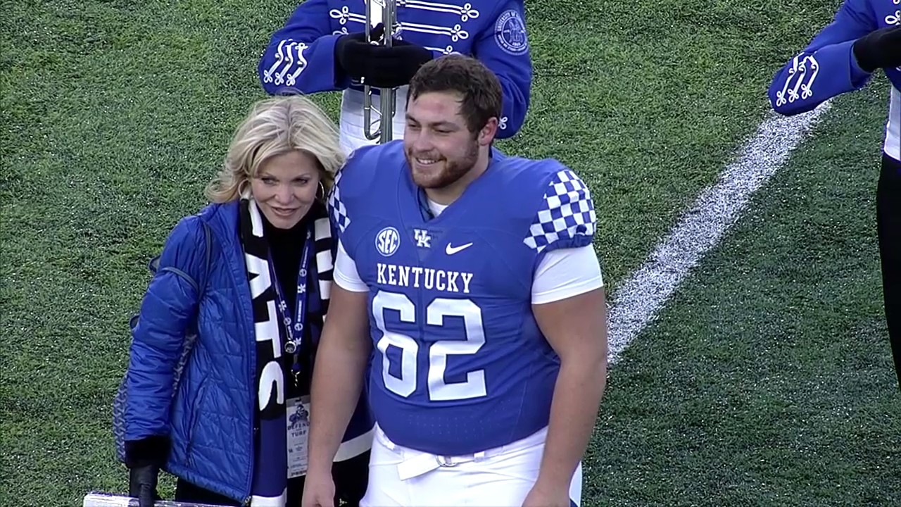 FB: Senior Day Ceremony 2016