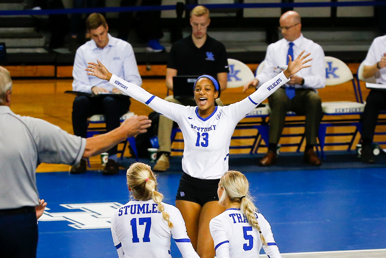 Leah Edmond.

UK sweeps LSU 3-0.

Photo by Grace Bradley | UK Athletics