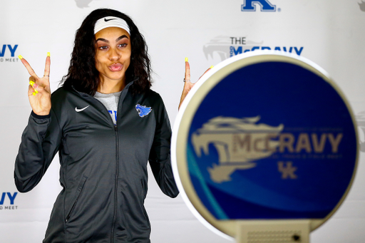 Day one of the Rod McCravy Memorial. 

Photo By Barry Westerman | UK Athletics