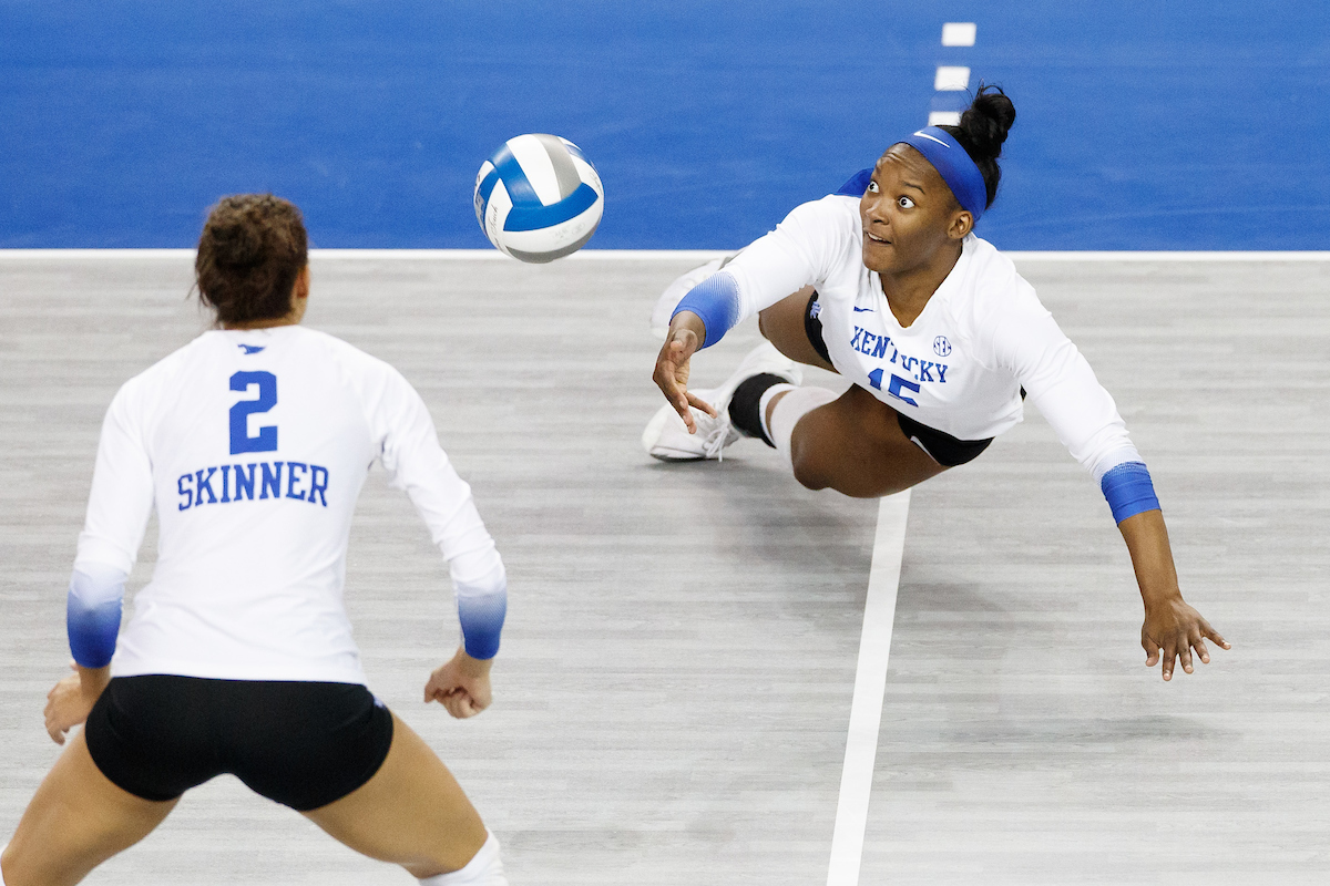 Azhani Tealer.Kentucky falls to Illinois 3-1.Photo by Elliott Hess | UK Athletics