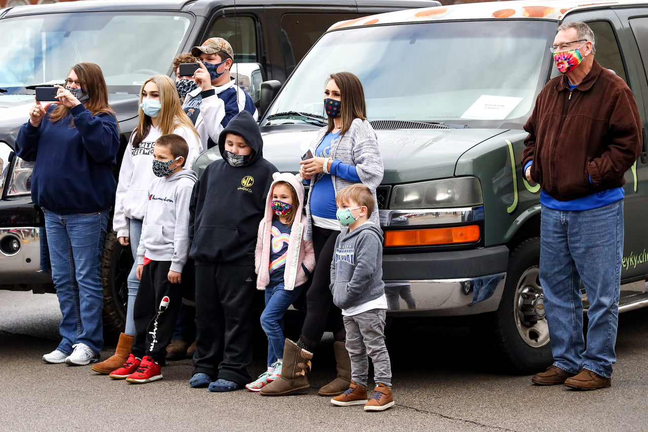 Kentucky men's basketball gives back for the holidays.

Photo by Eddie Justice | UK Athletics