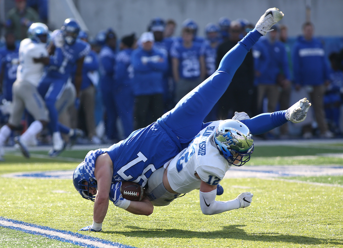 CJ Conrad

UK Football beats MTSU 34-23-on Senior Day at Kroger Field.


Photo By Barry Westerman | UK Athletics