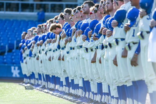 Team.

Kentucky beats Evansville 5-4.

Photo by Sarah Caputi | UK Athletics