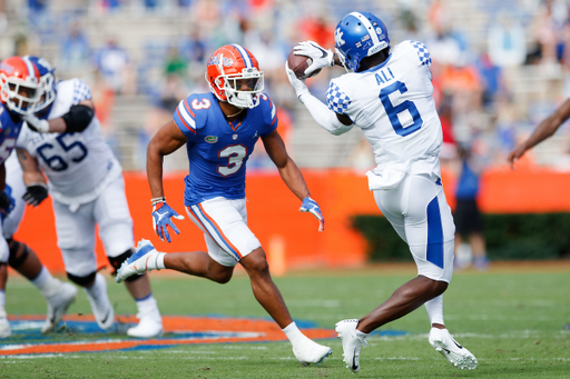 JOSH ALI.

Kentucky falls to Florida, 34-10.

Photo by Elliott Hess | UK Athletics