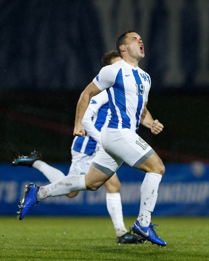 LUKE ANDREWS.

Kentucky beats Santa Clara 2-0. 

Photo by Elliott Hess | UK Athletics