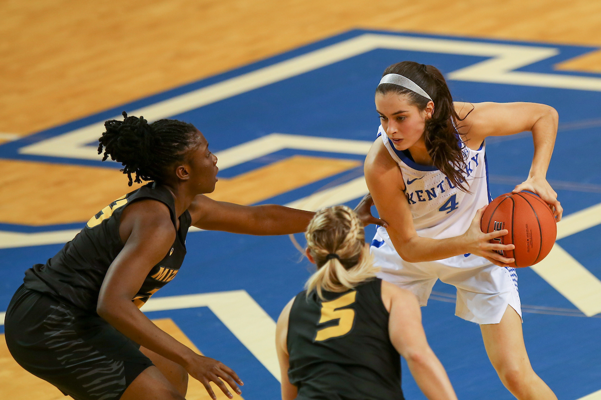 Maci Morris

The UK Women's Basketball team beats Mizzou. 

Photo by Hannah Phillips  | UK Athletics