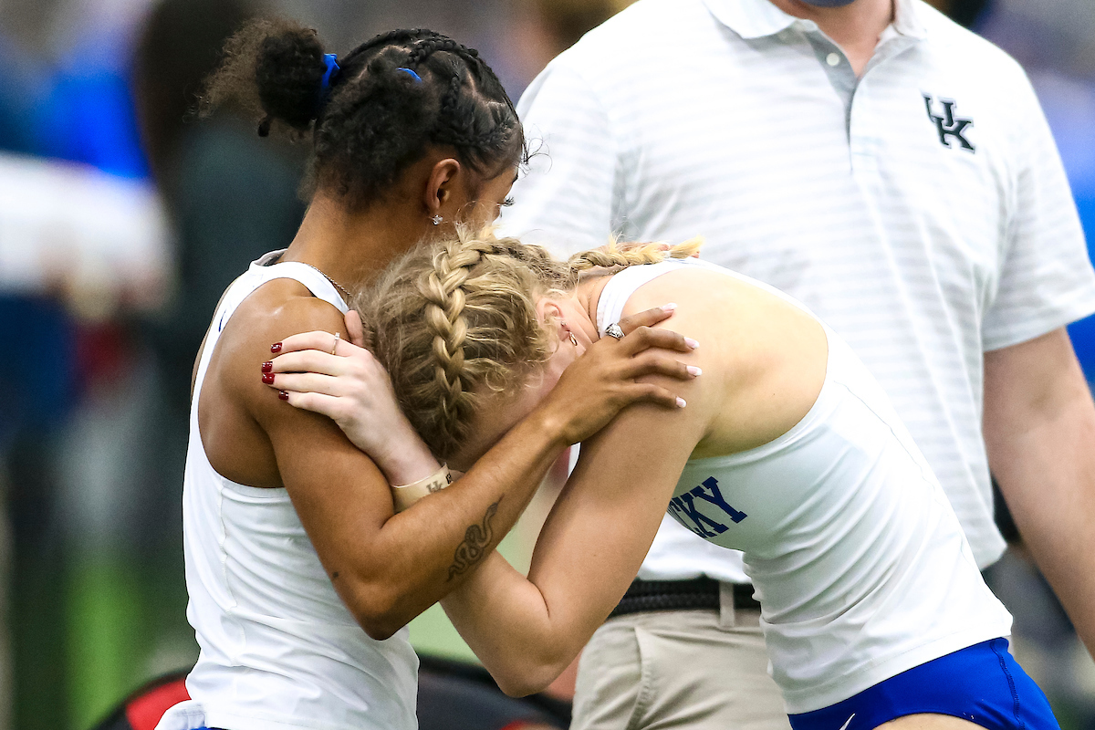 Bryanna Lucas. Phoebe McCowan.

Day One of the Jim Green Invitational.

Photo by Eddie Justice | UK Athletics