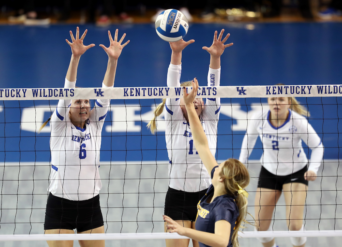 Alli Stumler

UK volleyball beats Murray State in the first round of the NCAA Tournament.  

Photo by Britney Howard  | UK Athletics