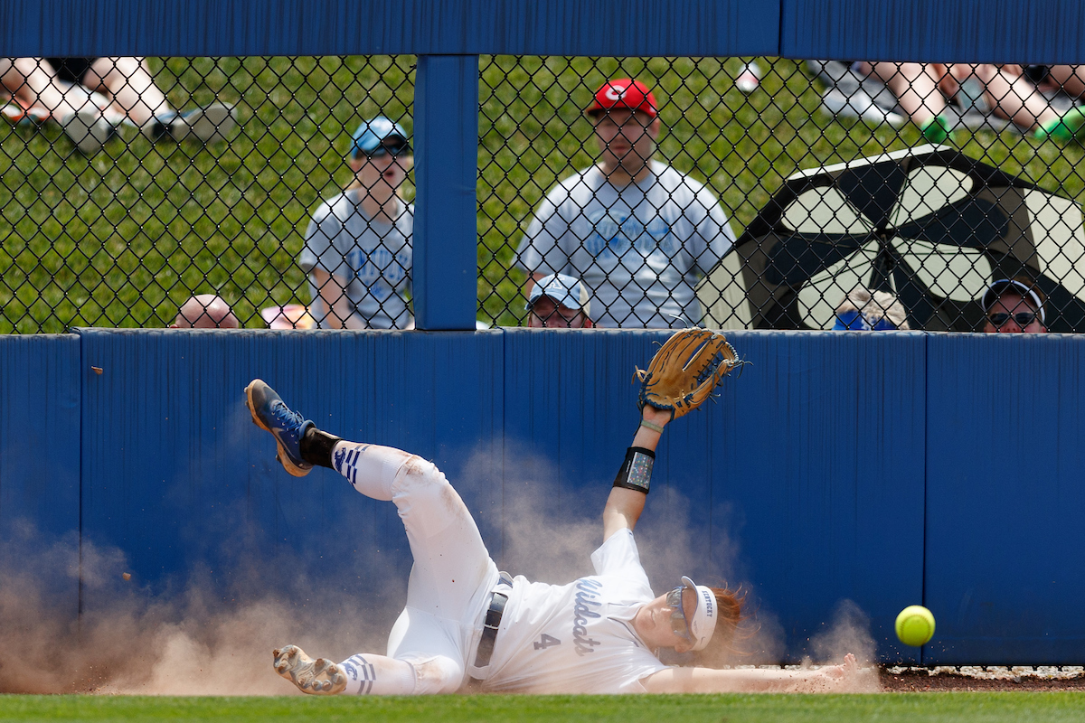 RENEE ABERNATHY.

Kentucky falls to Notre Dame, 12-3.

Photo by Elliott Hess | UK Athletics