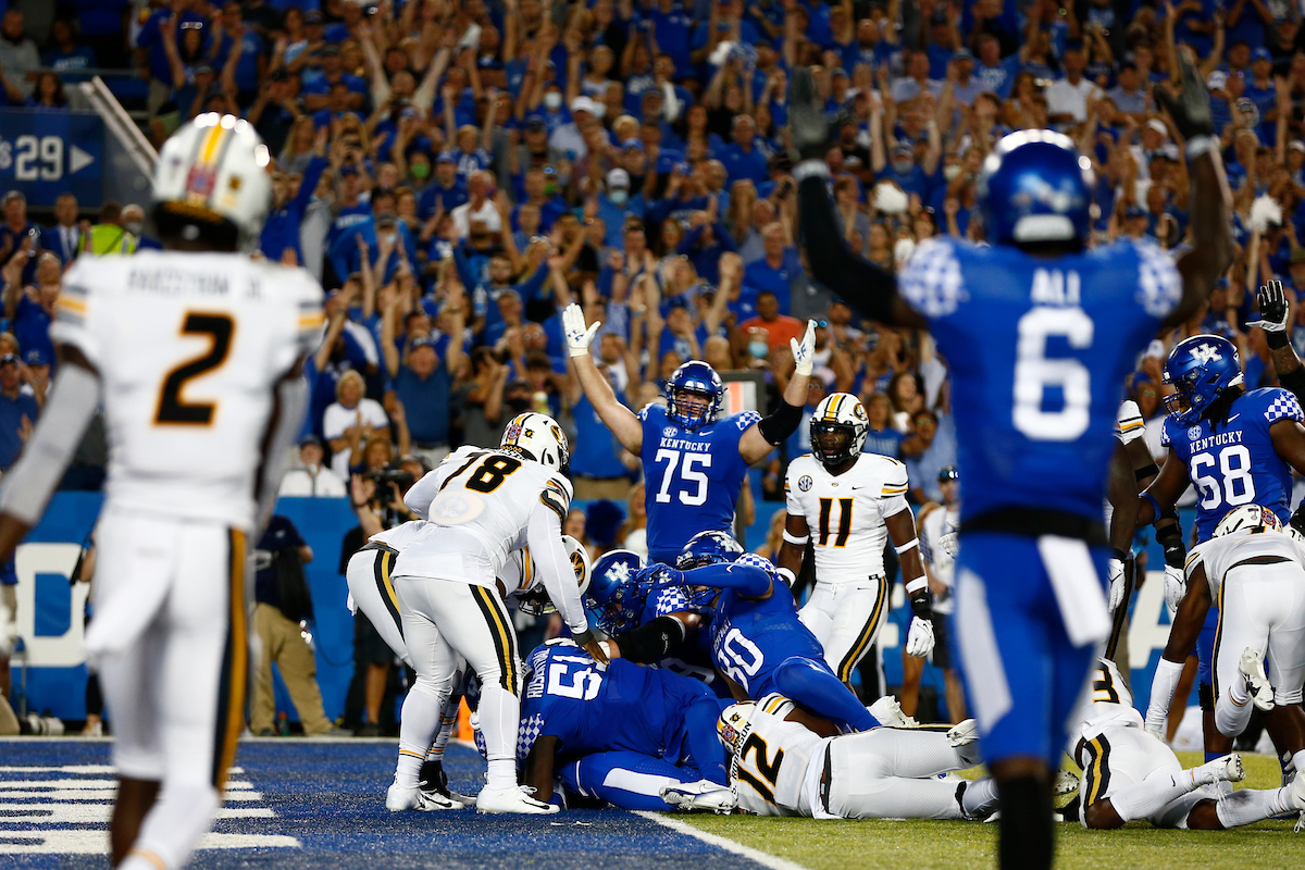 Eli Cox. Kentucky beat Mizzou 35-28. Photo By Barry Westerman | UK Athletics