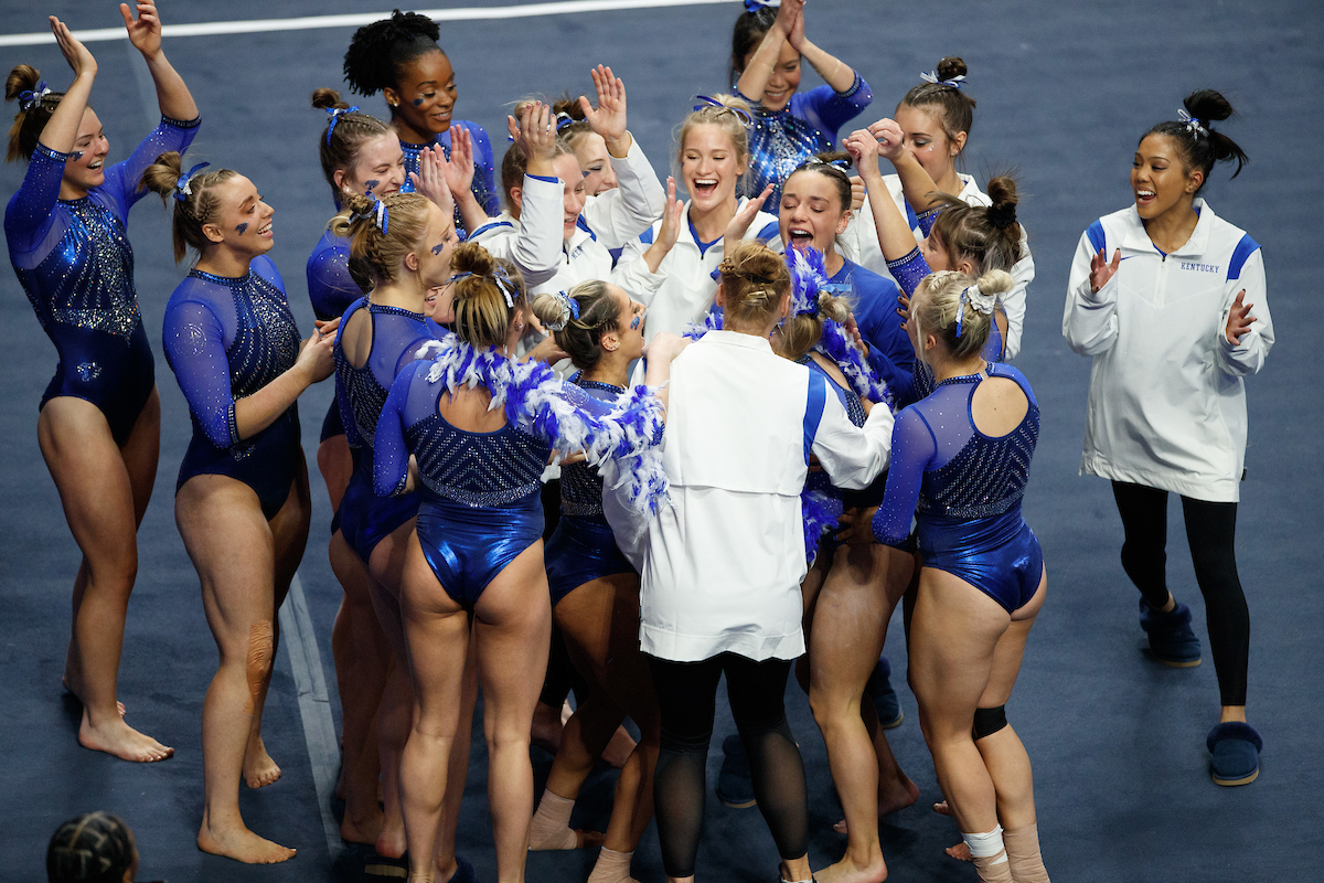 TEAM.

Kentucky beats Ball State, 196.525-194.750.

Photo by Elliott Hess | UK Athletics