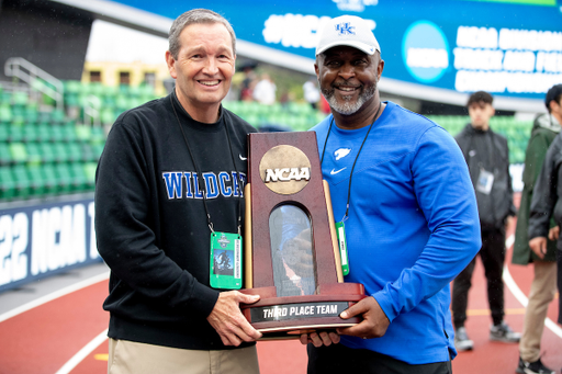 Mitch Barnhart. Lonnie Greene.Day Four. The UK women’s track and field team placed third at the NCAA Track and Field Outdoor Championships at Hayward Field in Eugene, Or.Photo by Chet White | UK Athletics