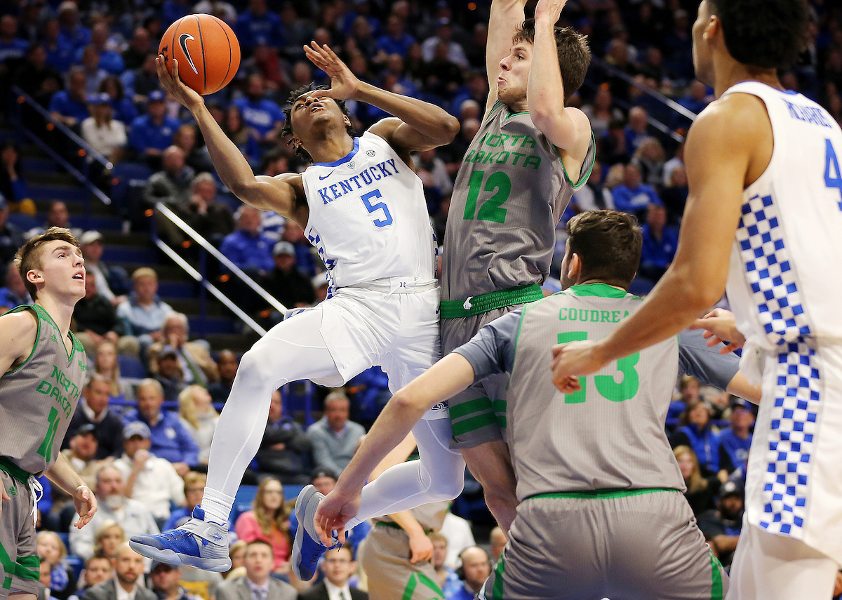 IMMANUEL QUICKLEY


Men's Basketball beats North Dakota 96-58.

Photo by Britney Howard  | UK Athletics