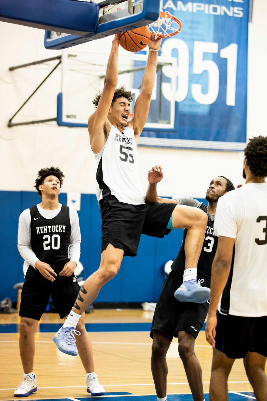 Lance Ware. Isaiah Jackson.

Menâ??s basketball practice. 

Photo by Chet White | UK Athletics