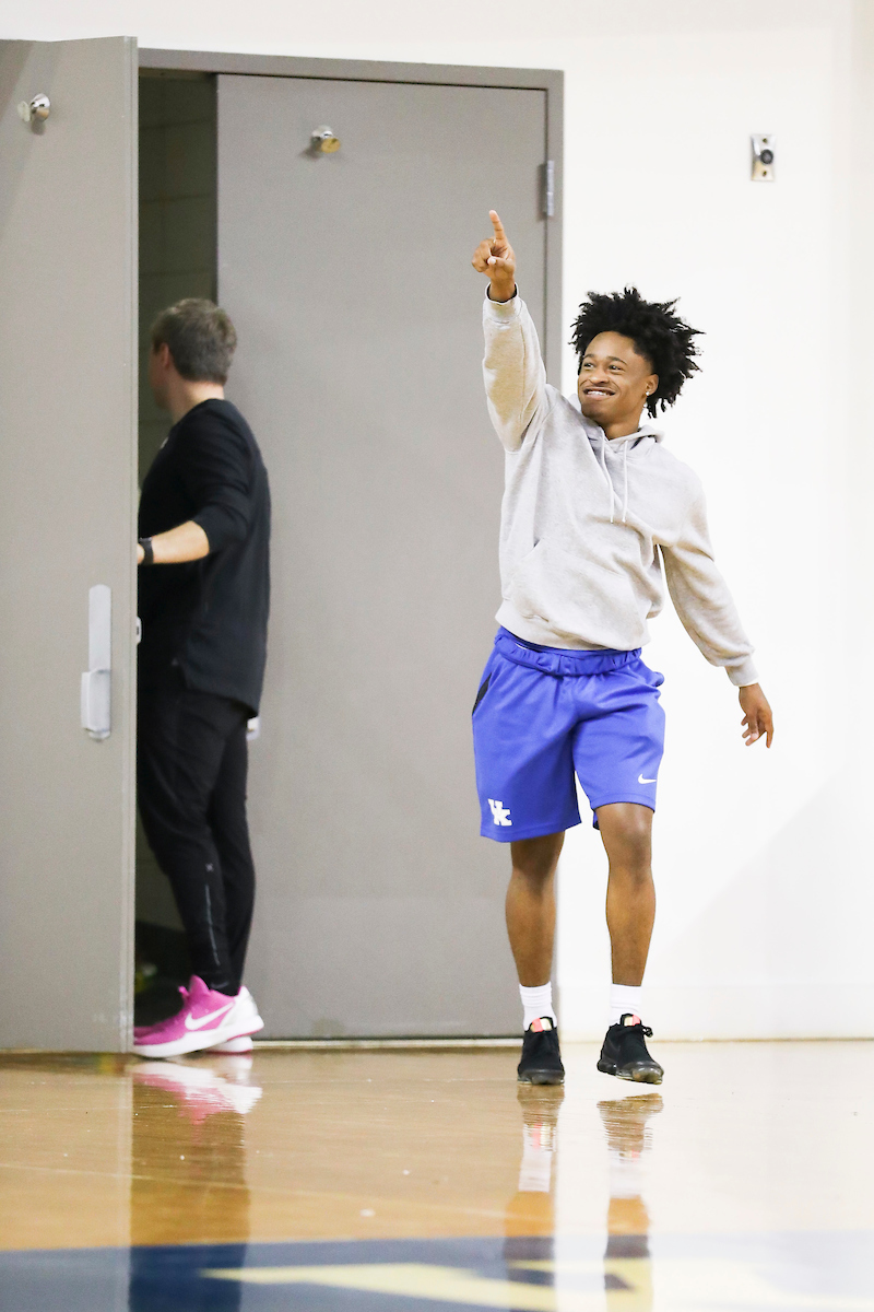 Kareem Watkins.

Coach Cal Women’s Clinic.

Photos by Chet White | UK Athletics