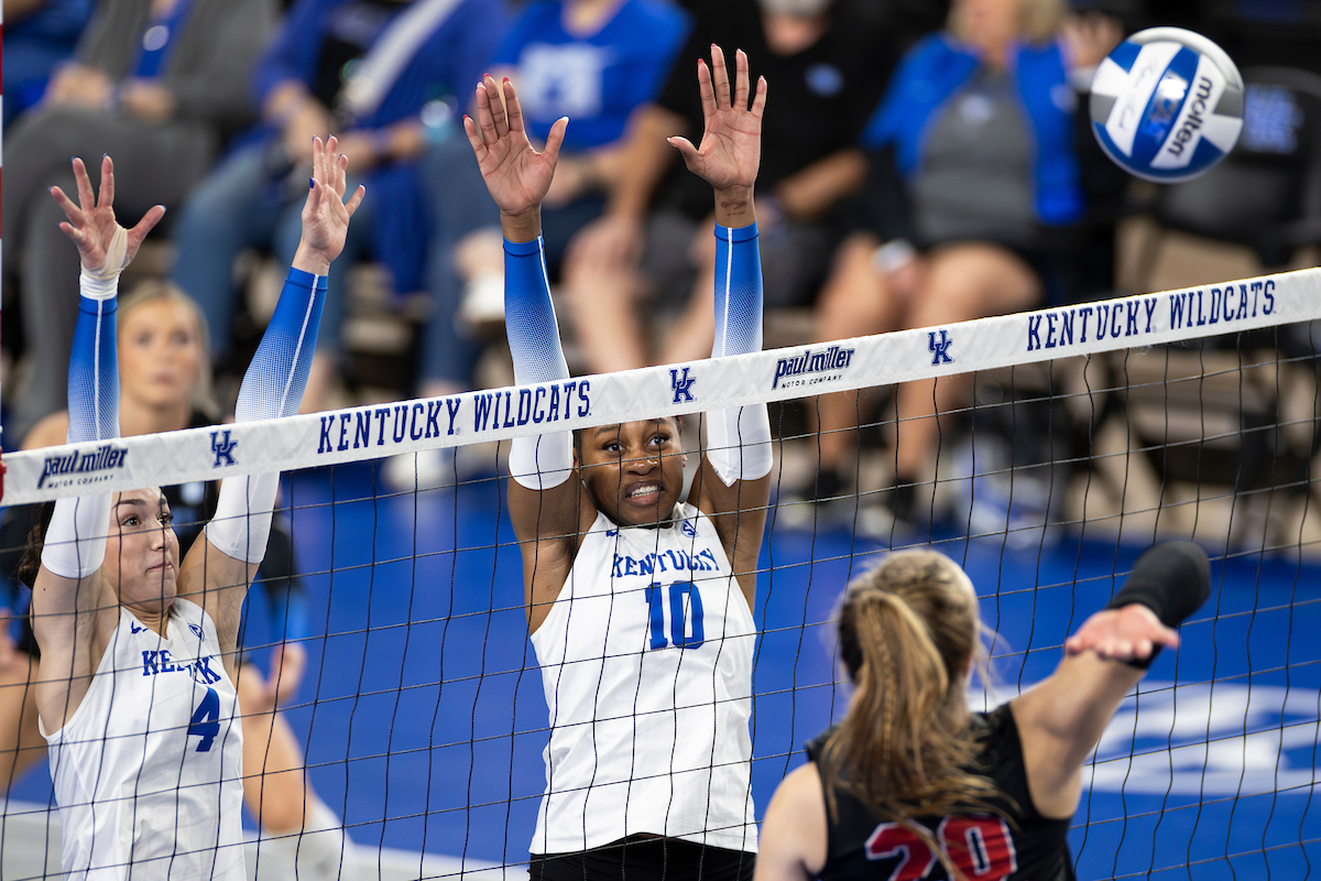 Balanced Attack Leads Cats Past Ball State on Sunday