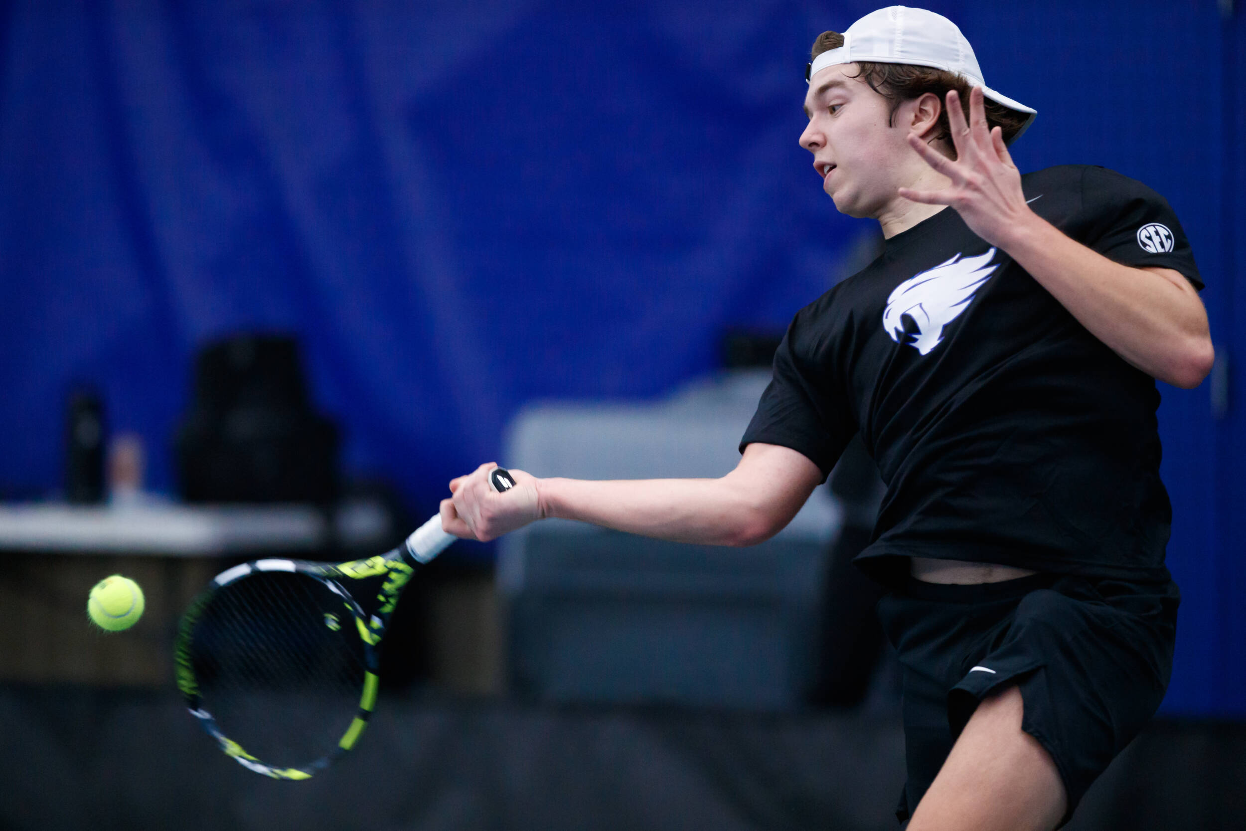 Men’s Tennis Set to Battle Illinois Saturday