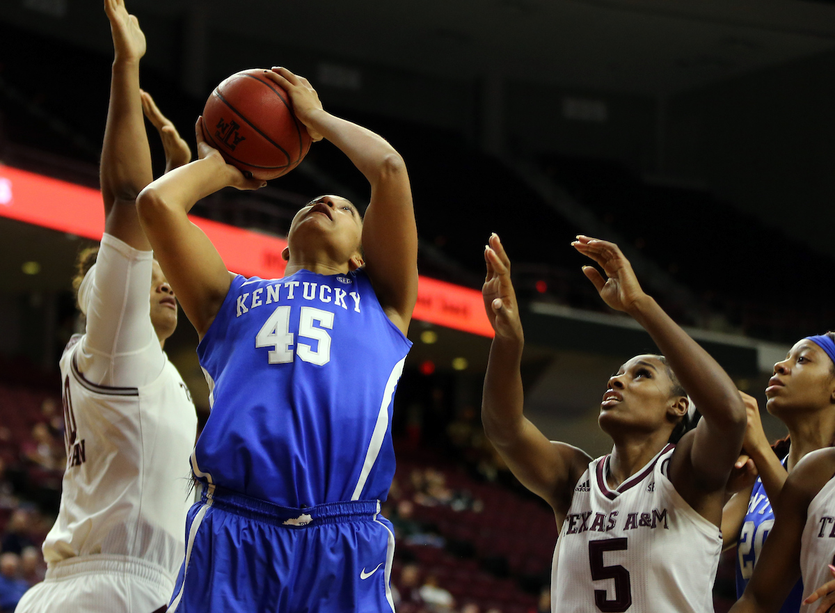 Alyssa Rice

The University of Kentucky women's basketball team falls to Texas A&M on January 4, 2018 at Reed Arena. 

Photo by Britney Howard | UK Athletics