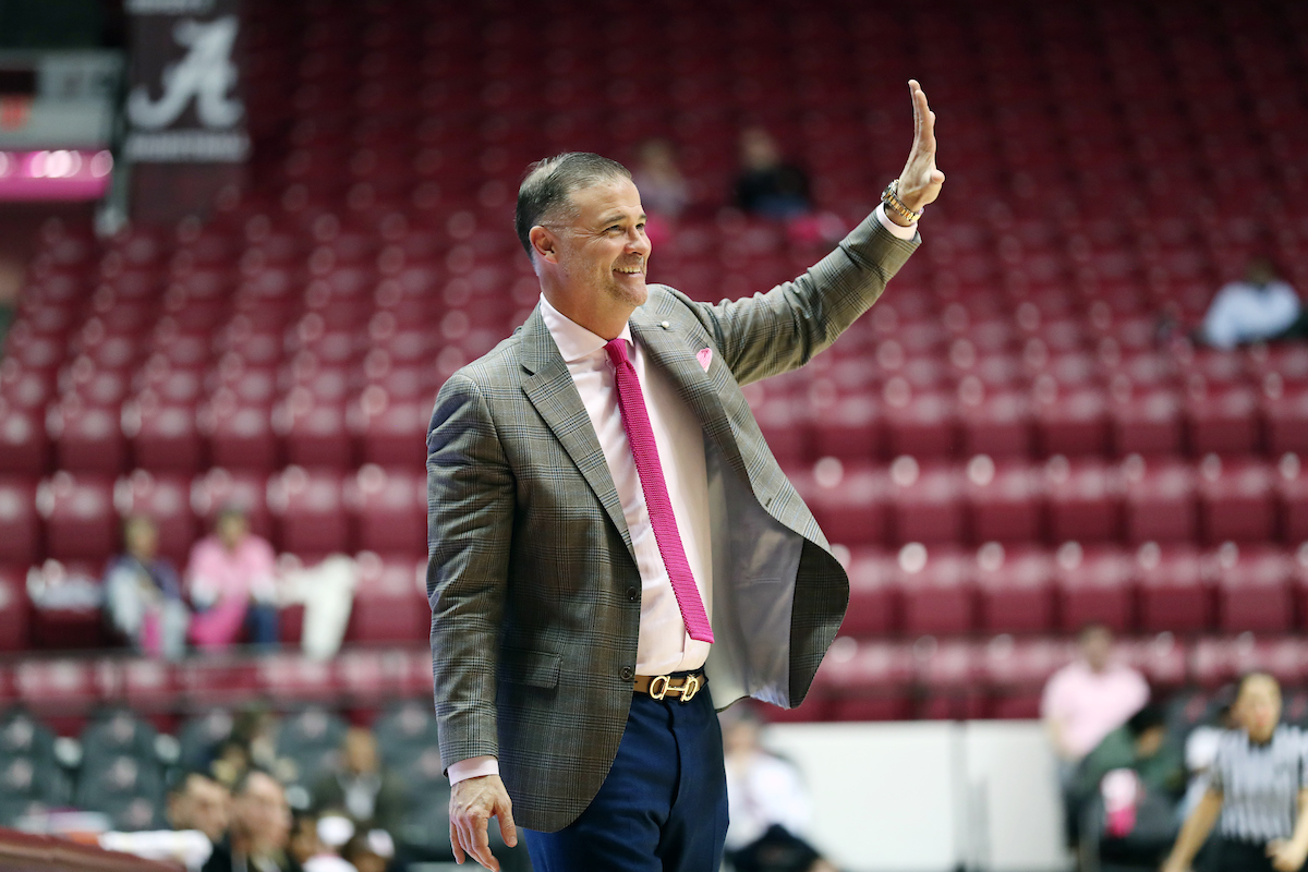 Matthew Mitchell

The UK Women's Basketball team beat Alabama.
Photo by Britney Howard | UK Athletics