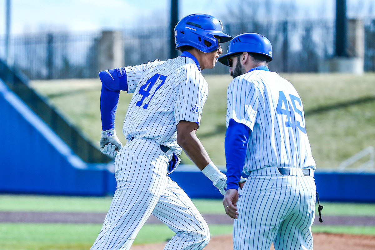Ryan Ritter and Coach Nick Ammirati.

Kentucky defeats High Point 9-5.

Photo by Sarah Caputi | UK Athletics