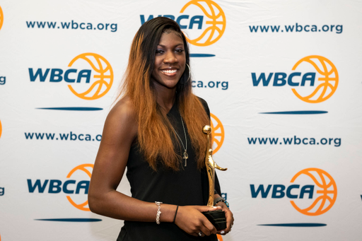 Rhyne Howard WBCA National Freshman of the Year