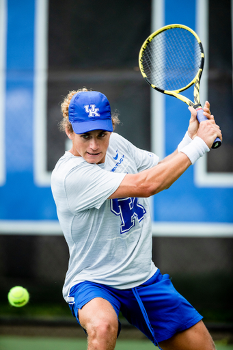 Liam Draxl.

Kentucky beat DePaul 4-0 in the first round of the 2022 NCAA Men’s Tennis Tournament.

Photo by Elliott Hess | UK Athletics