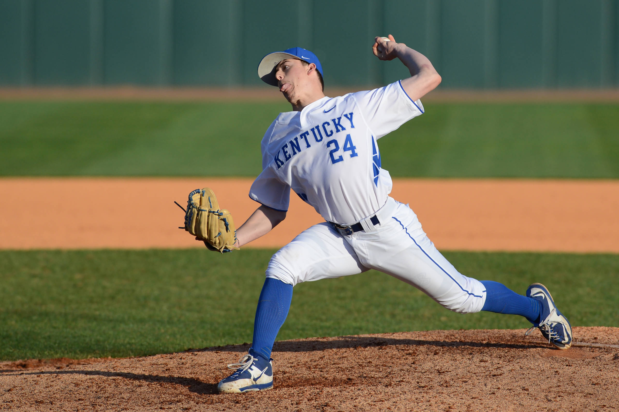 WKU Snaps Baseball's Nine-Game Winning Streak