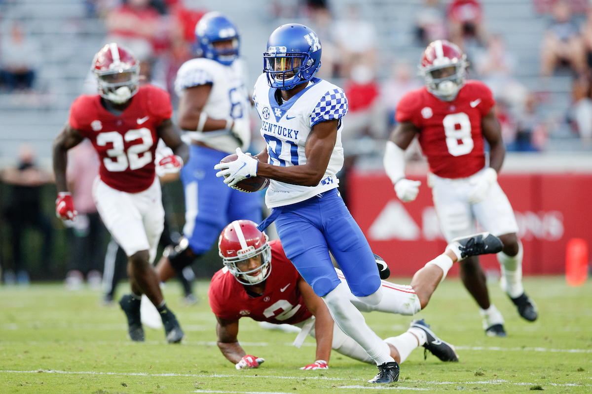 ISAIAH EPPS.

Kentucky falls to Alabama, 63-3.

Photo by Elliott Hess | UK Athletics
