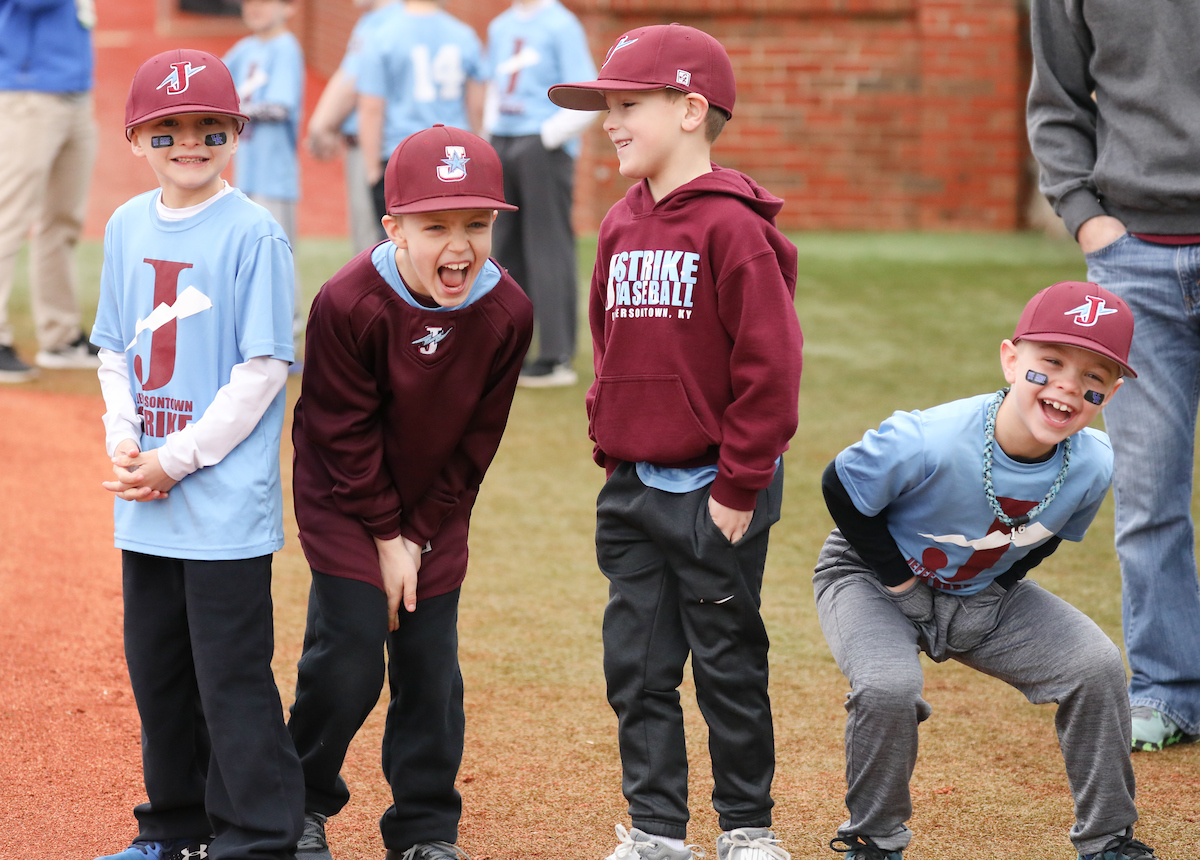 The University of Kentucky baseball team beats Oakland 15-6 on Sunday, February 25, 2018 at Cliff Hagen Stadium in Lexington, Ky.

Photo by Elliott Hess | UK Athletics