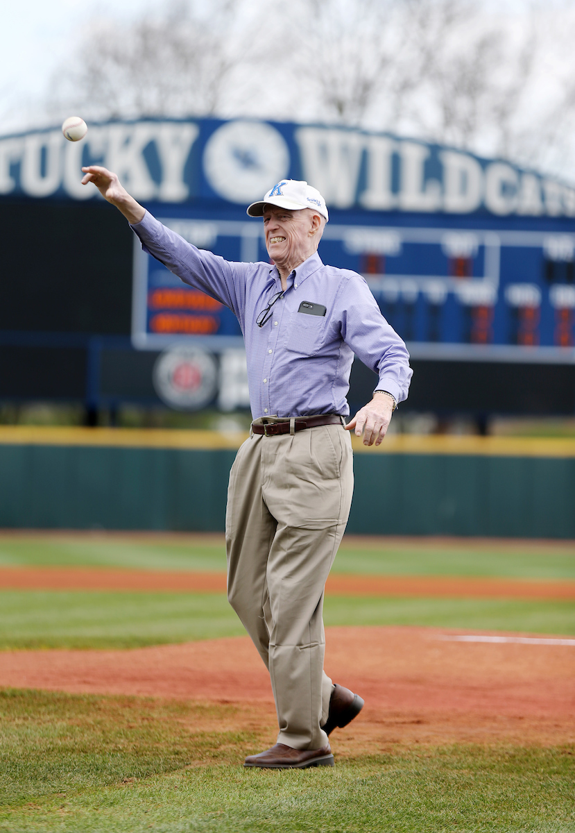 Joe Dawson, One of First Scholarship Baseball Athletes, Dies at 80