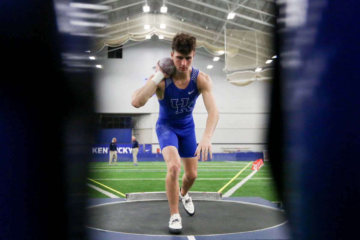 Joseph Jardine.

Jingle Bells Open.


Photo by Hannah Phillips | UK Athletics