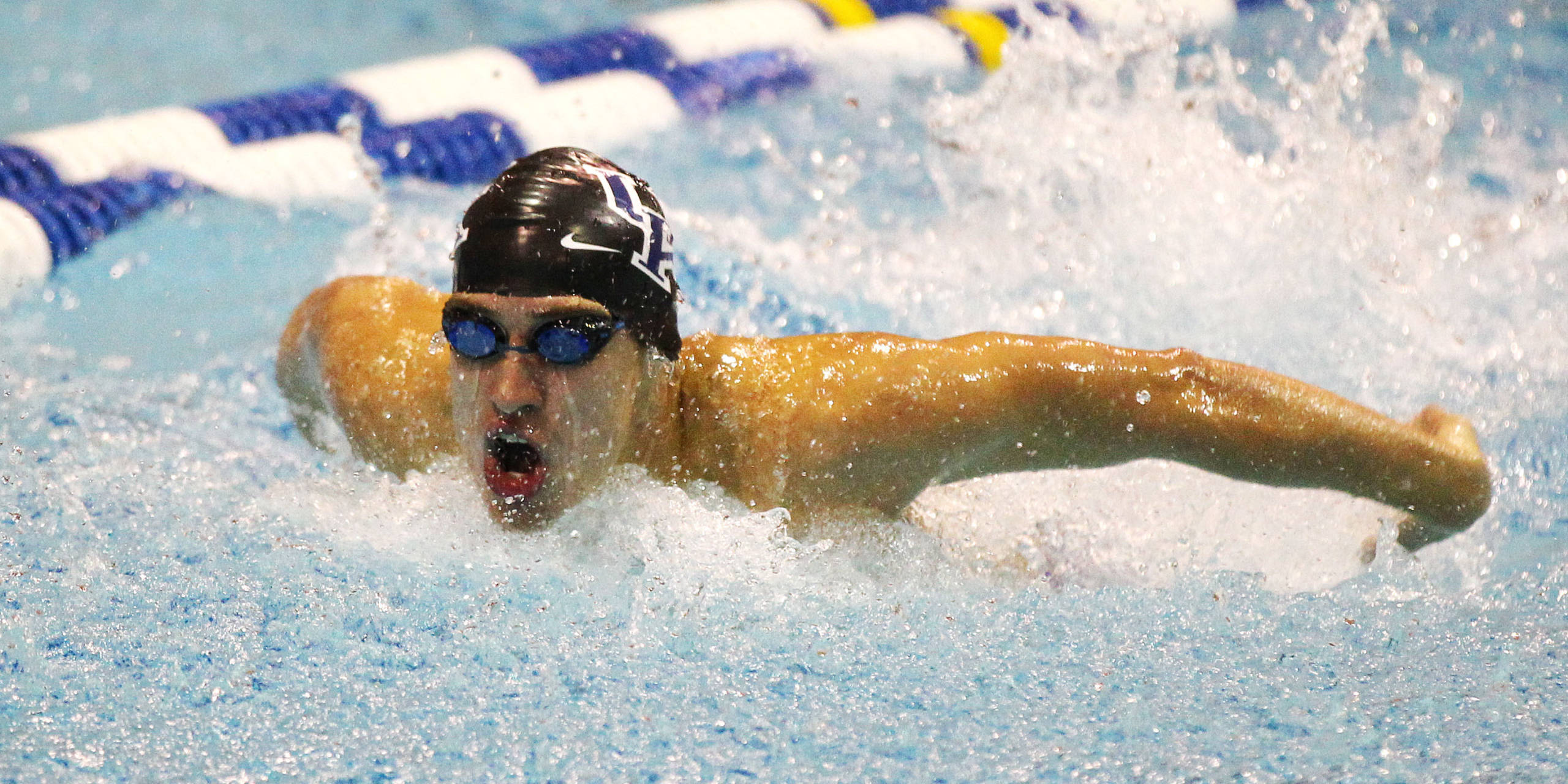 UK Women Beat Northwestern and SIU, Men Down SIU