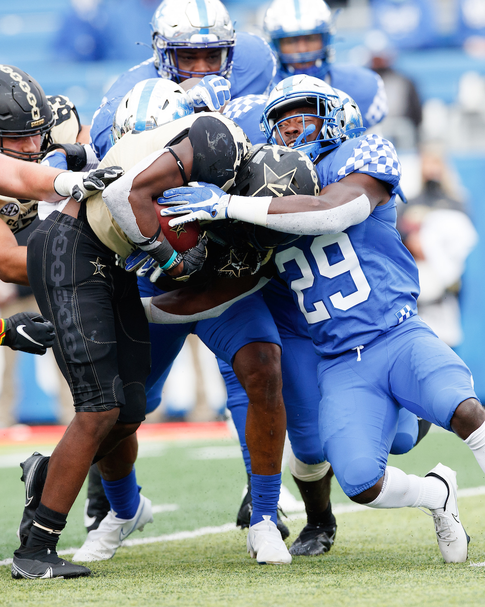 YUSUF CORKER.

UK beat Vandy 38-35.

Photo by Elliott Hess | UK Athletics