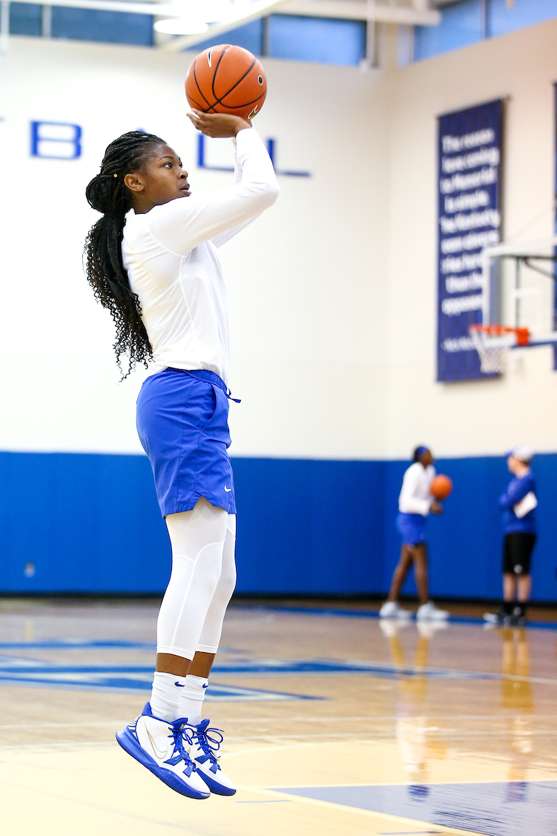 Robyn Benton. 

WBB Practice.

Photo by Eddie Justice | UK Athletics