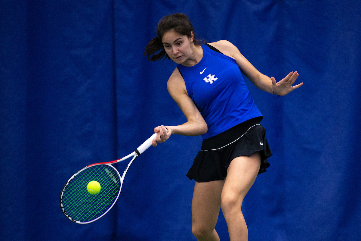 Fiona Arrese.

Kentucky defeats Cincinnati 6-1.

Photo by Grace Bradley | UK Athletics