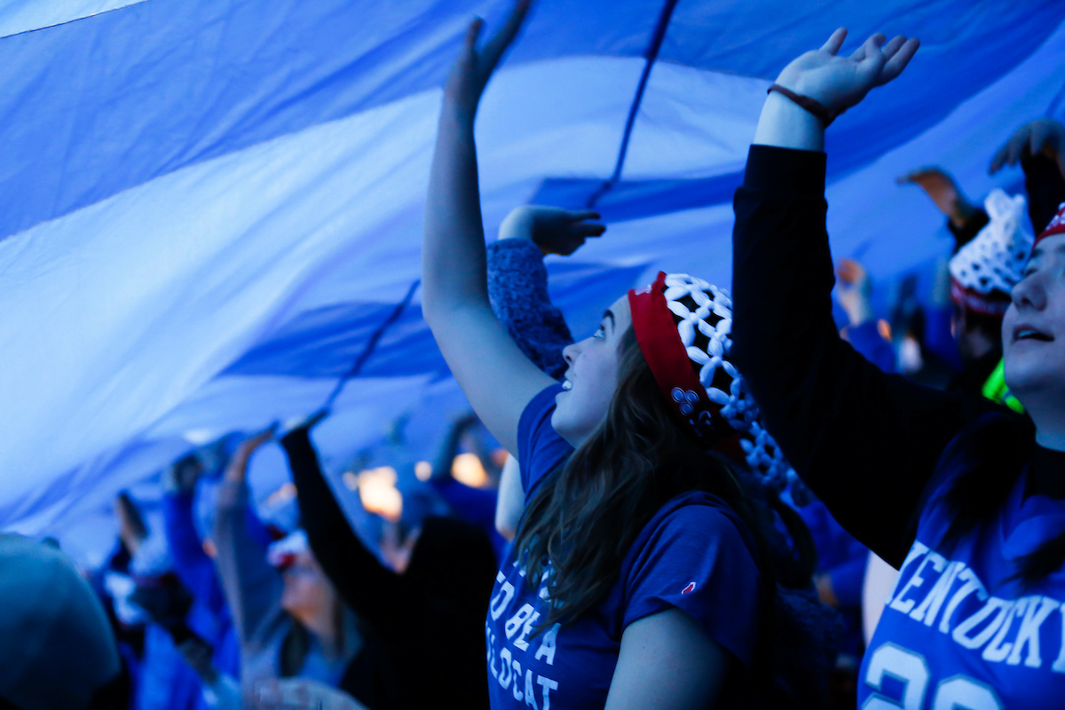 Fan.

College Game Day.


Isaac Janssen | UK Athletics