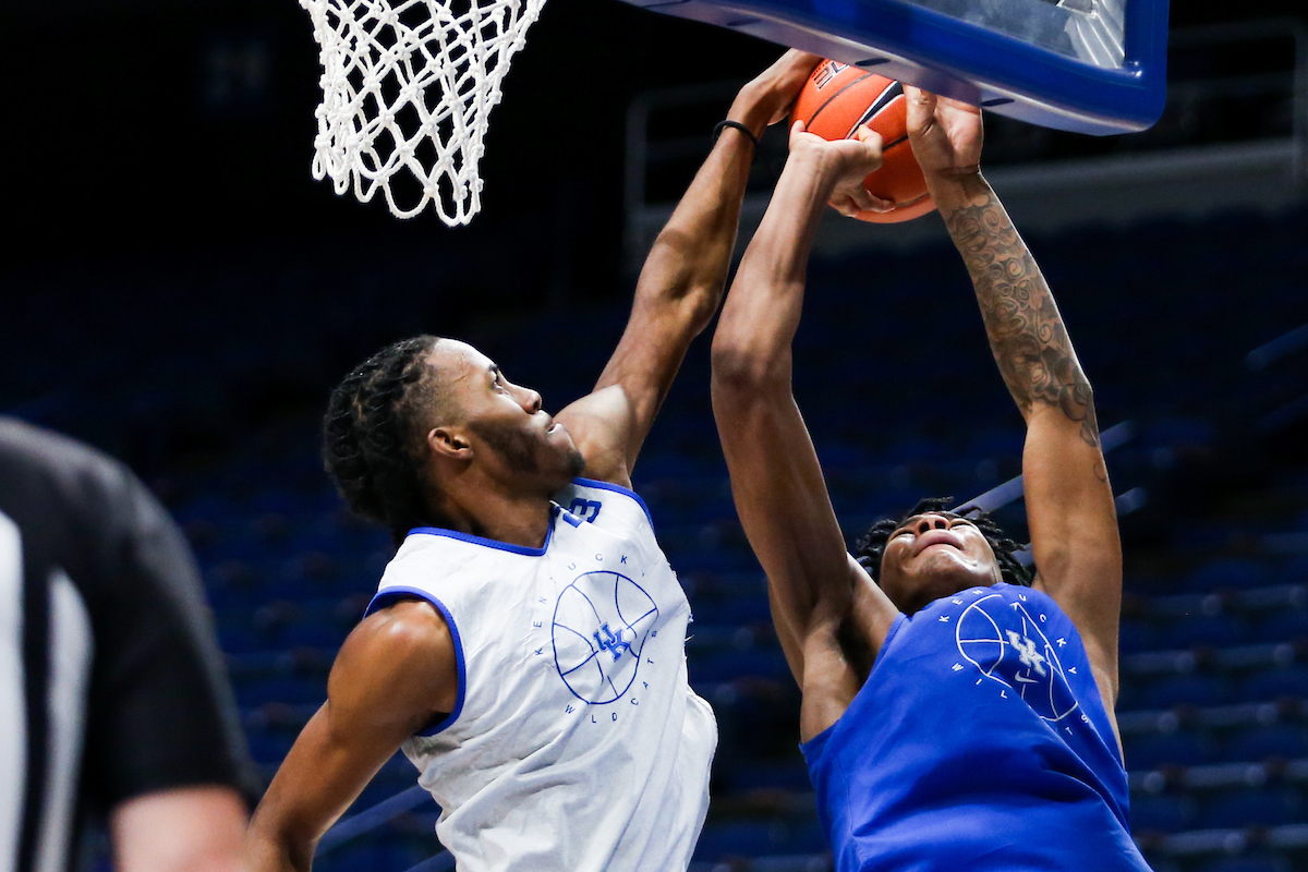 Isaiah Jackson and Cam’Ron Fletcher.

Men’s basketball scrimmage at Rupp Arena.

Photo by Hannah Phillips | UK Athletics