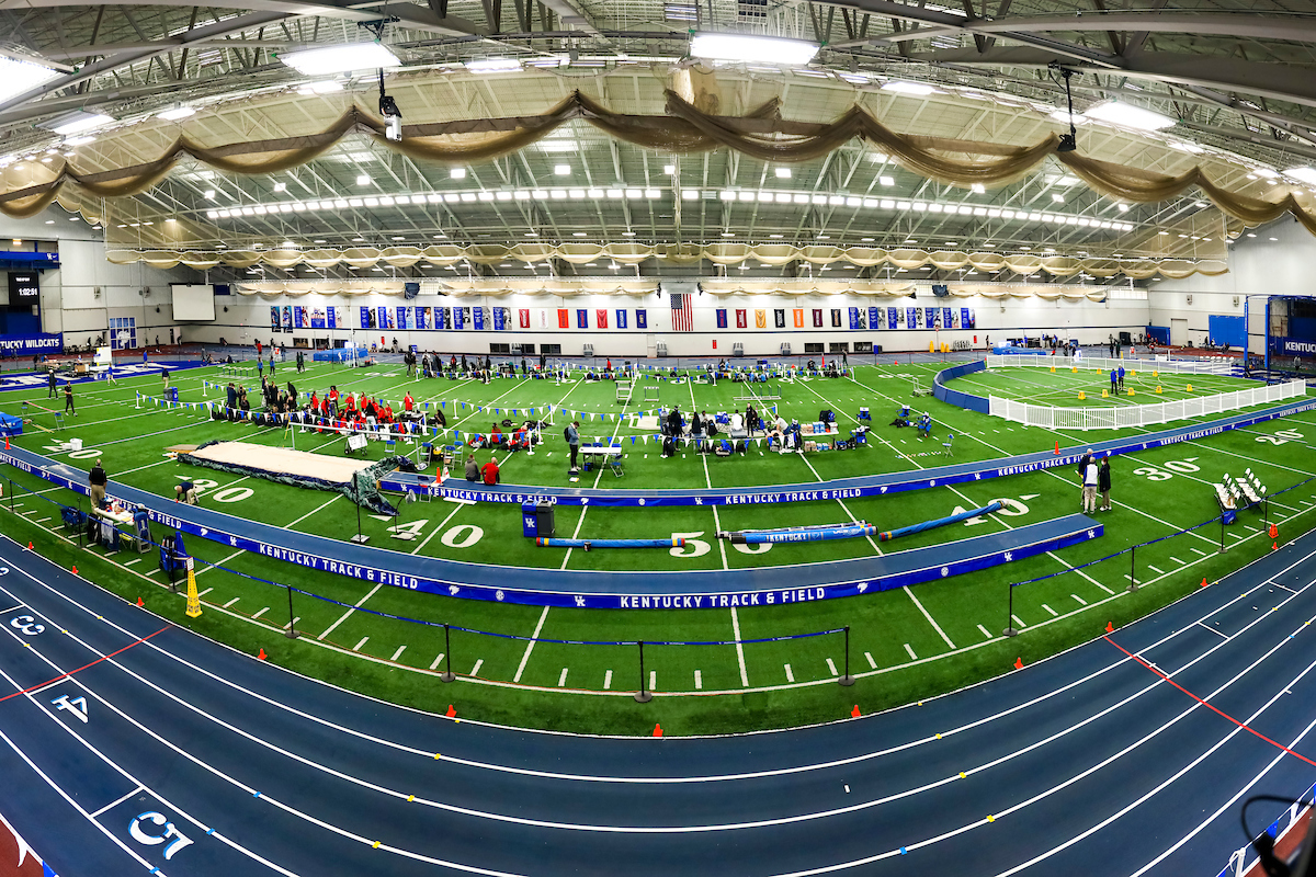 Nutter Field House.Day One of the Jim Green Invitational.Photo by Eddie Justice | UK Athletics