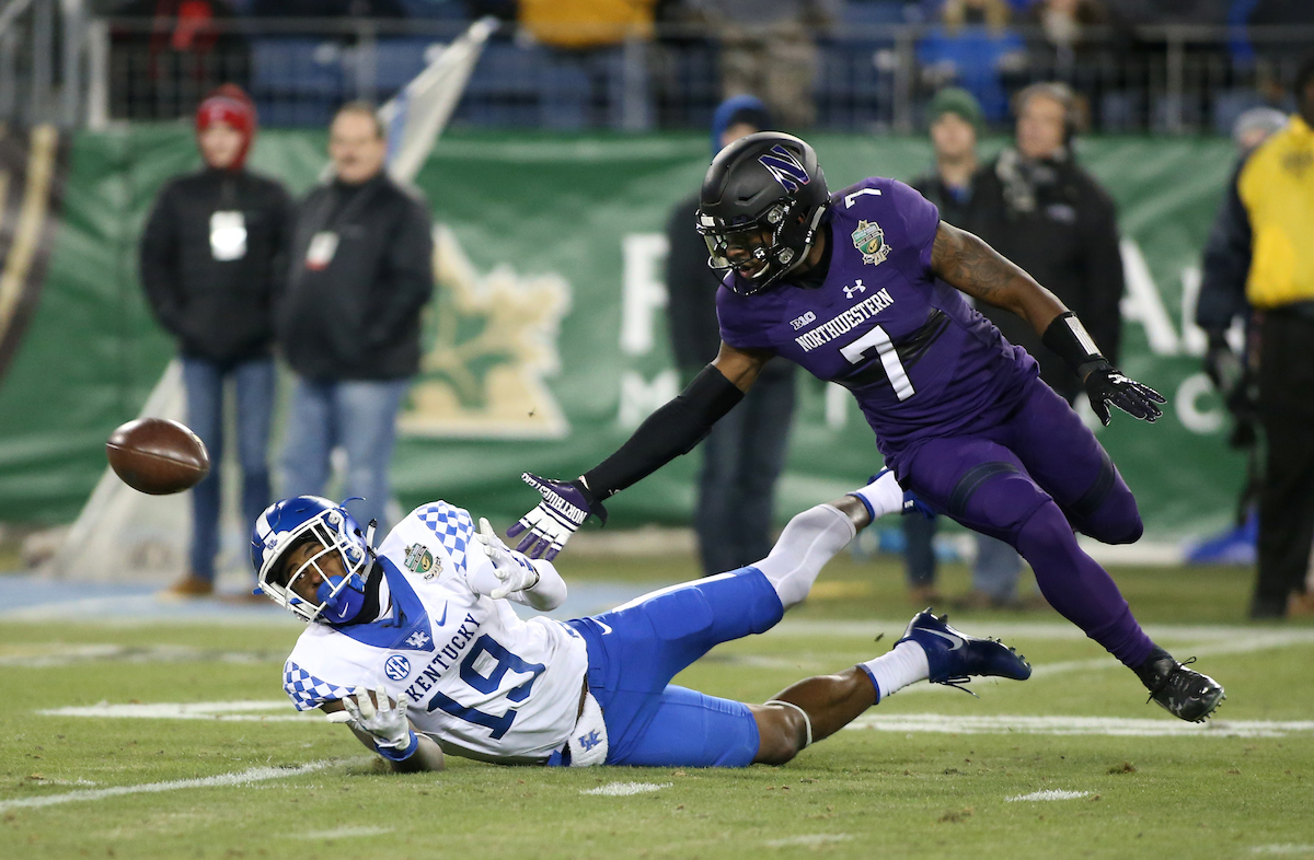 Kayaune Ross.

The University of Kentucky football team falls to Northwestern 23-24 in the Music City Bowl on Friday, December 29, 2017, at Nissan Field in Nashville, Tn.


Photo By Barry Westerman | UK Athletics