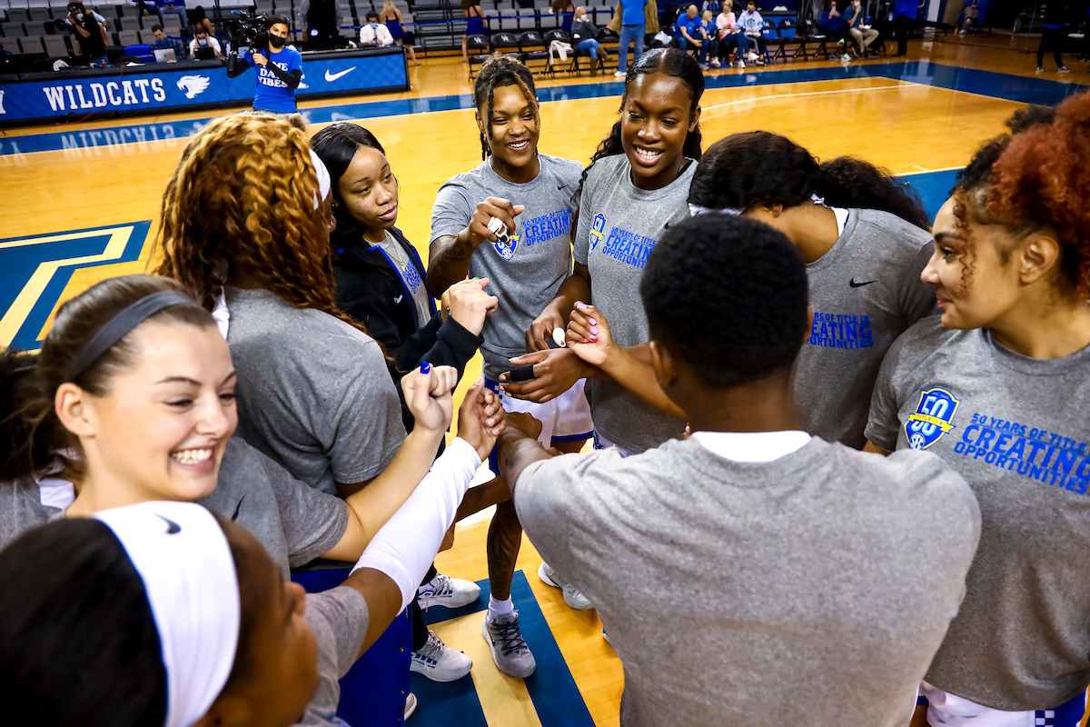 Huddle.

Kentucky loses to South Carolina 59-50..

Photo by Eddie Justice | UK Athletics