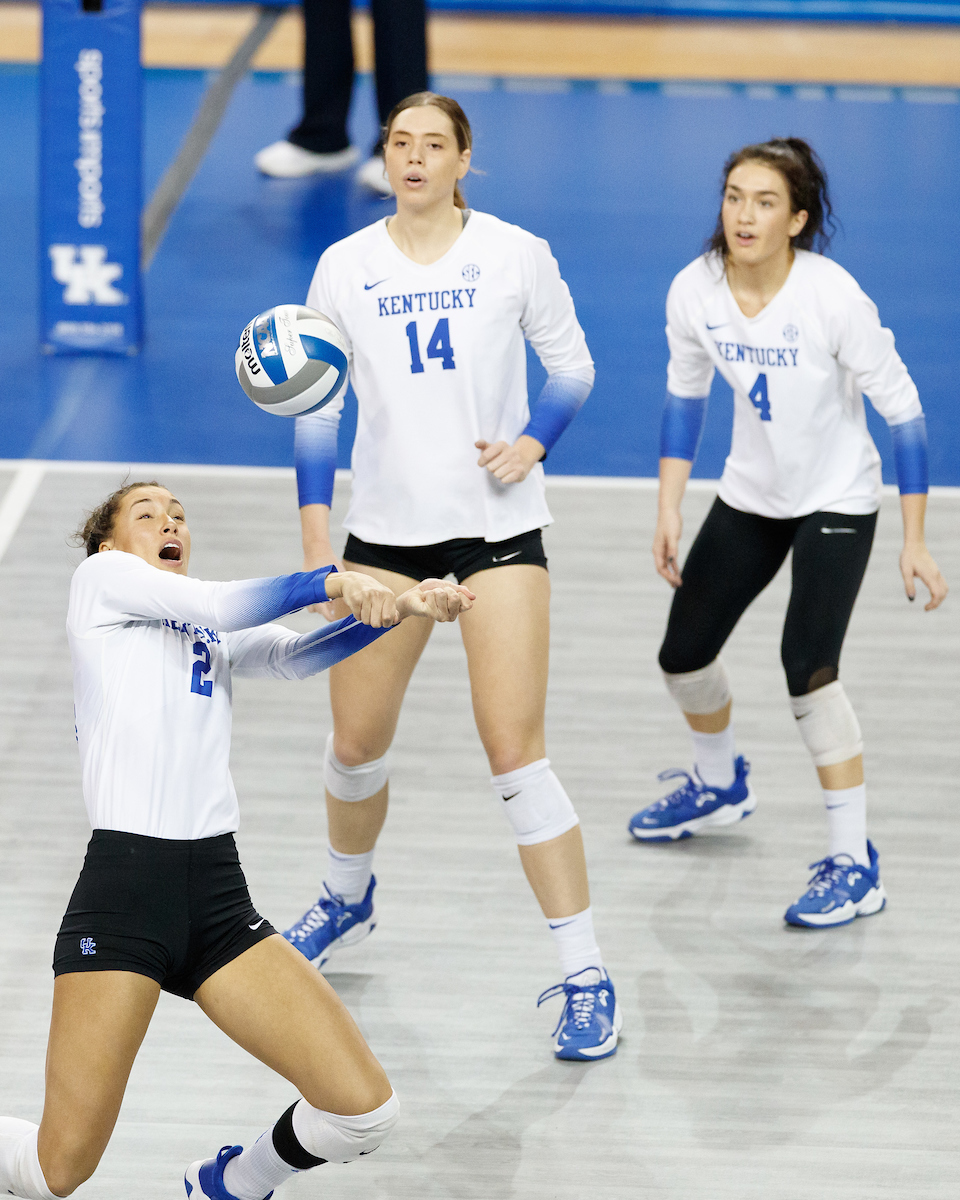 Madi Skinner. Bella Bell. Emma Grome.

Kentucky falls to Illinois 3-1.

Photo by Elliott Hess | UK Athletics