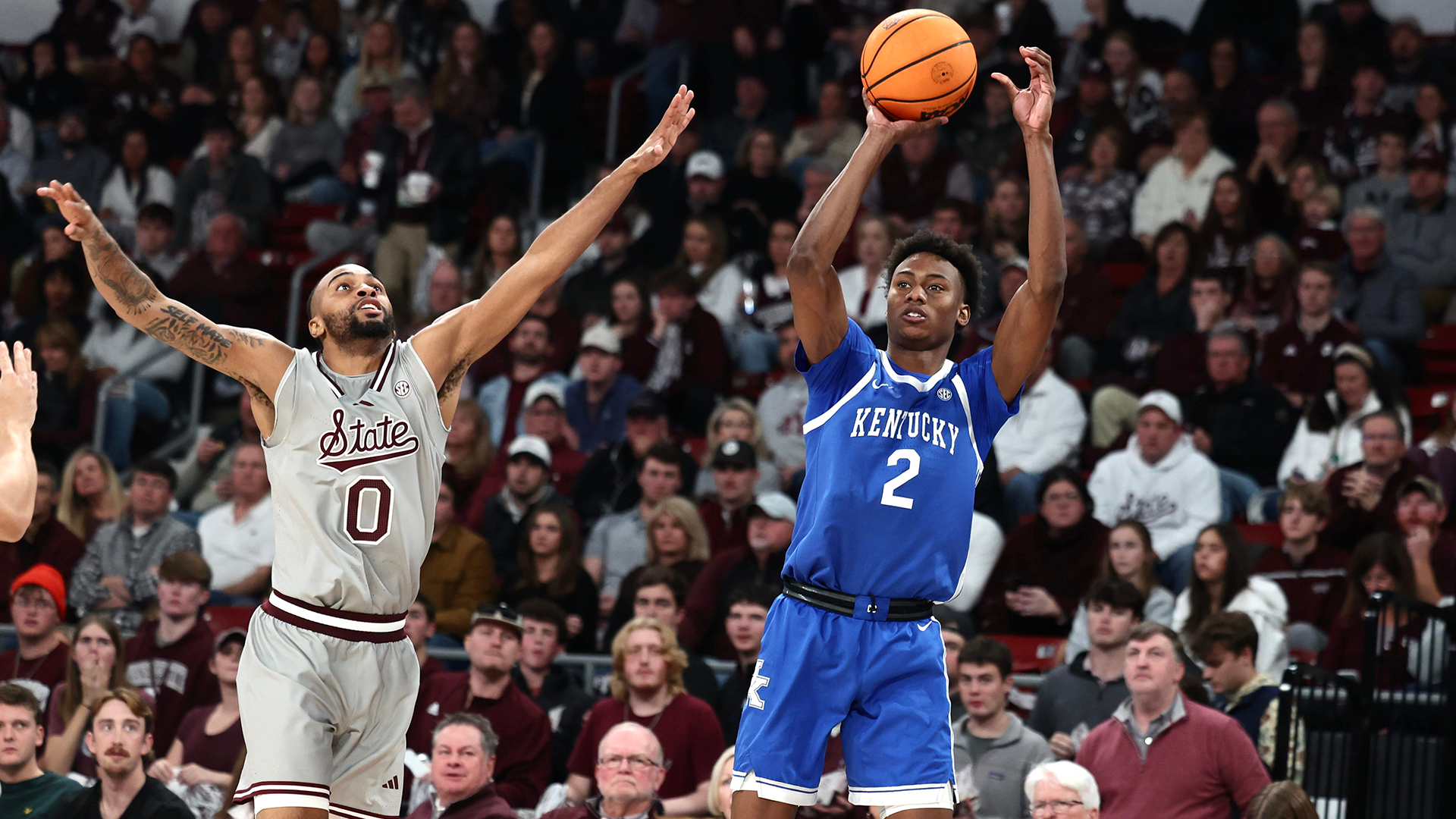 No. 6 Kentucky Gets Tough Road Win at No. 14 Mississippi State